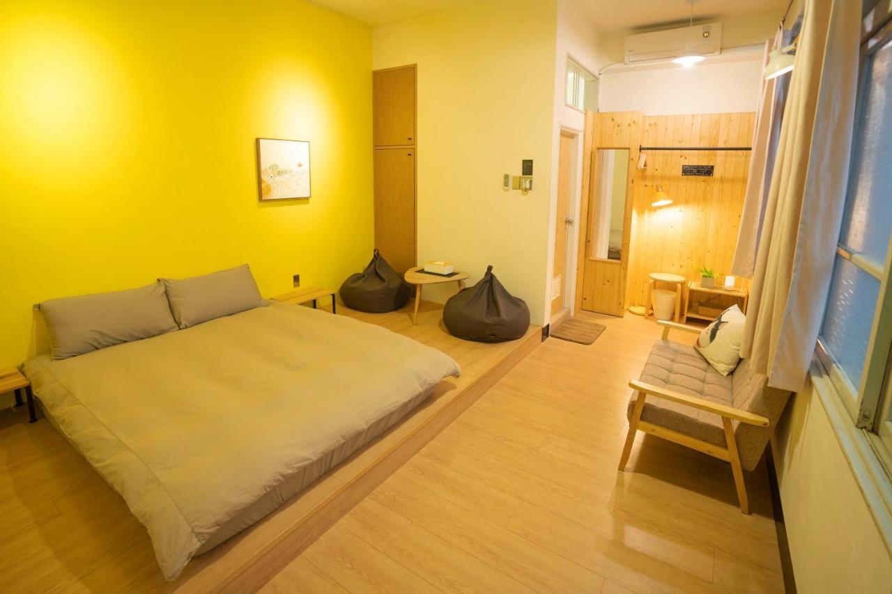 Lento Hostel Tainan Buitenkant foto