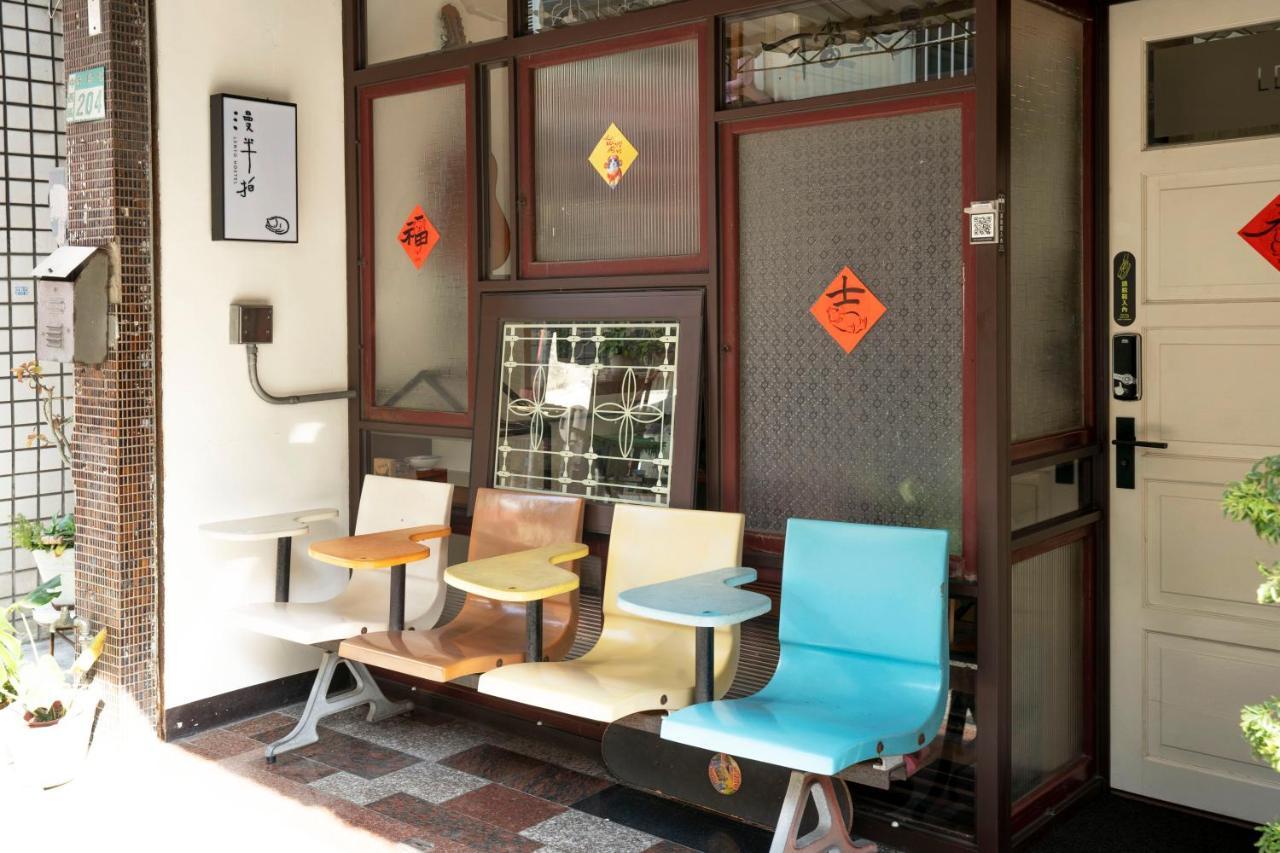 Lento Hostel Tainan Buitenkant foto