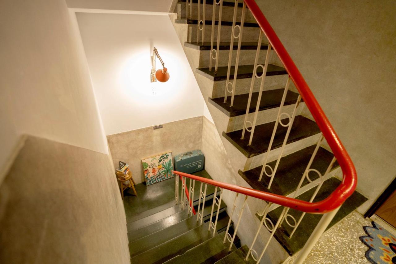 Lento Hostel Tainan Buitenkant foto